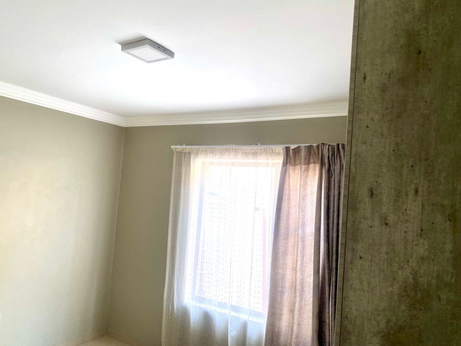4 Bedroom Property for Sale in Waterval East North West